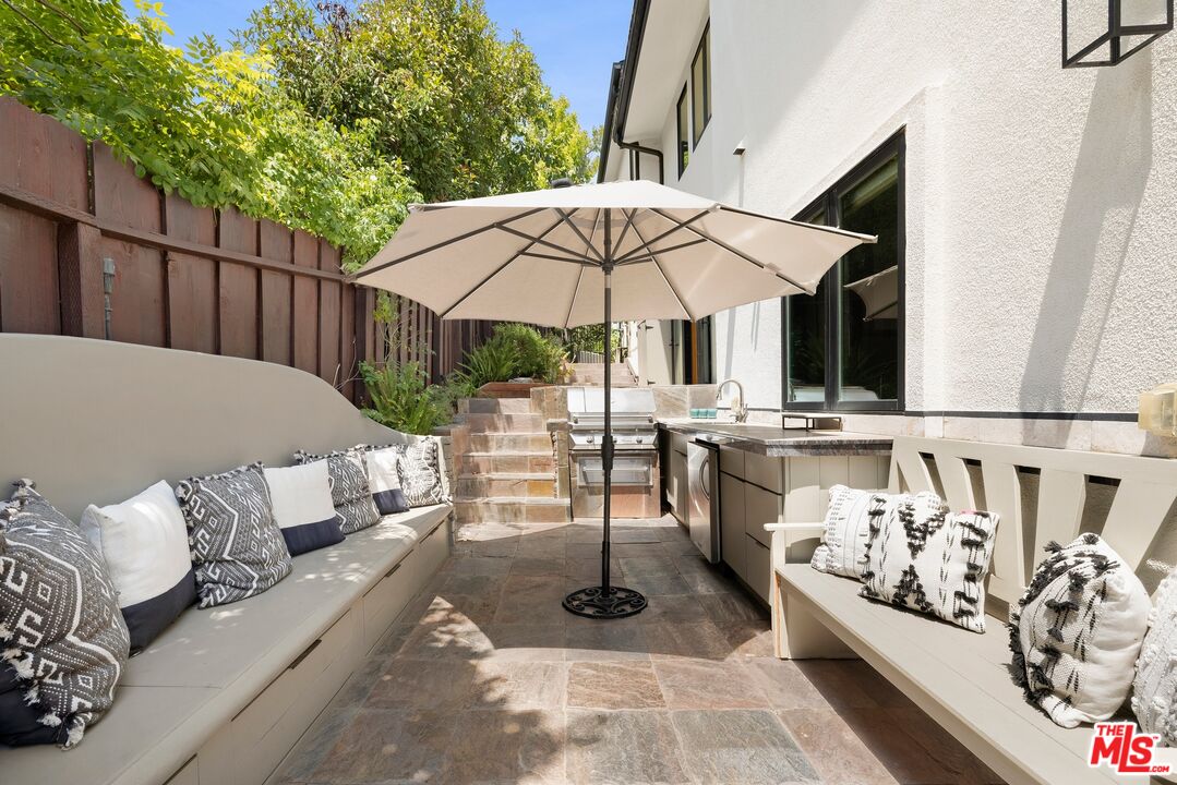 MLS #25592775 image #17