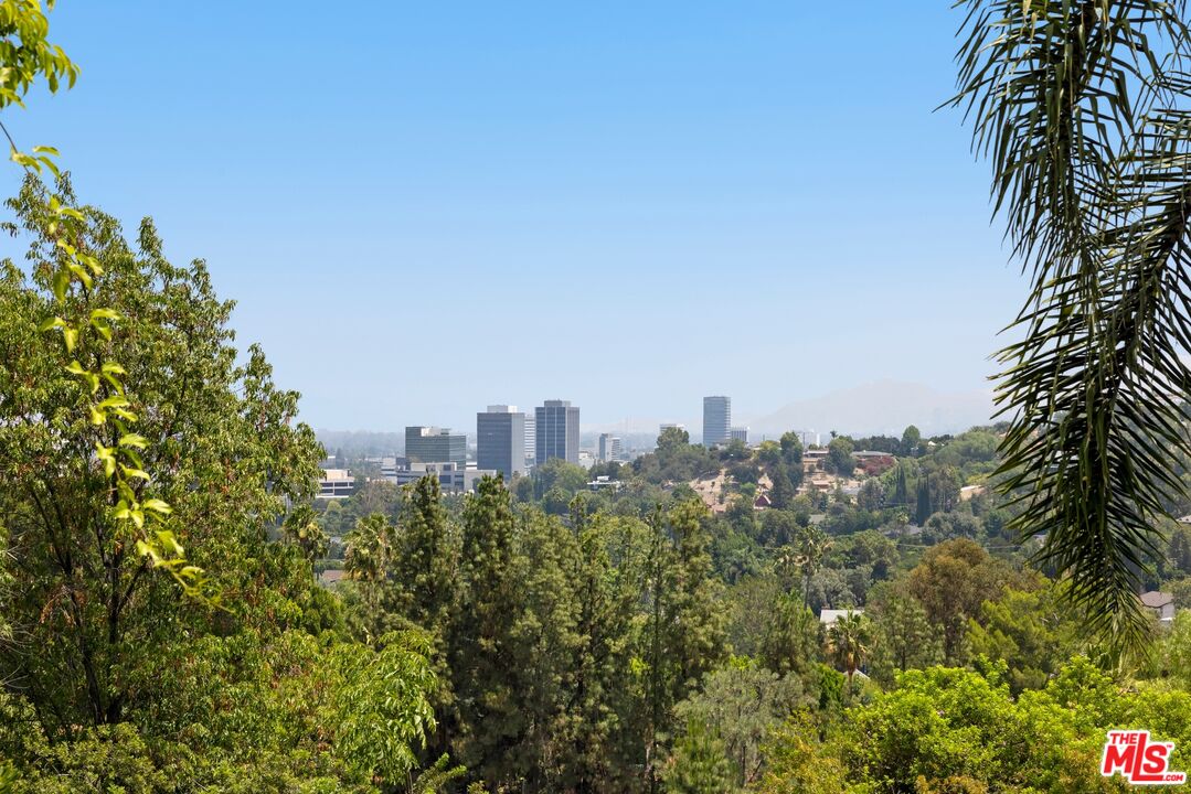 MLS #25592775 image #23