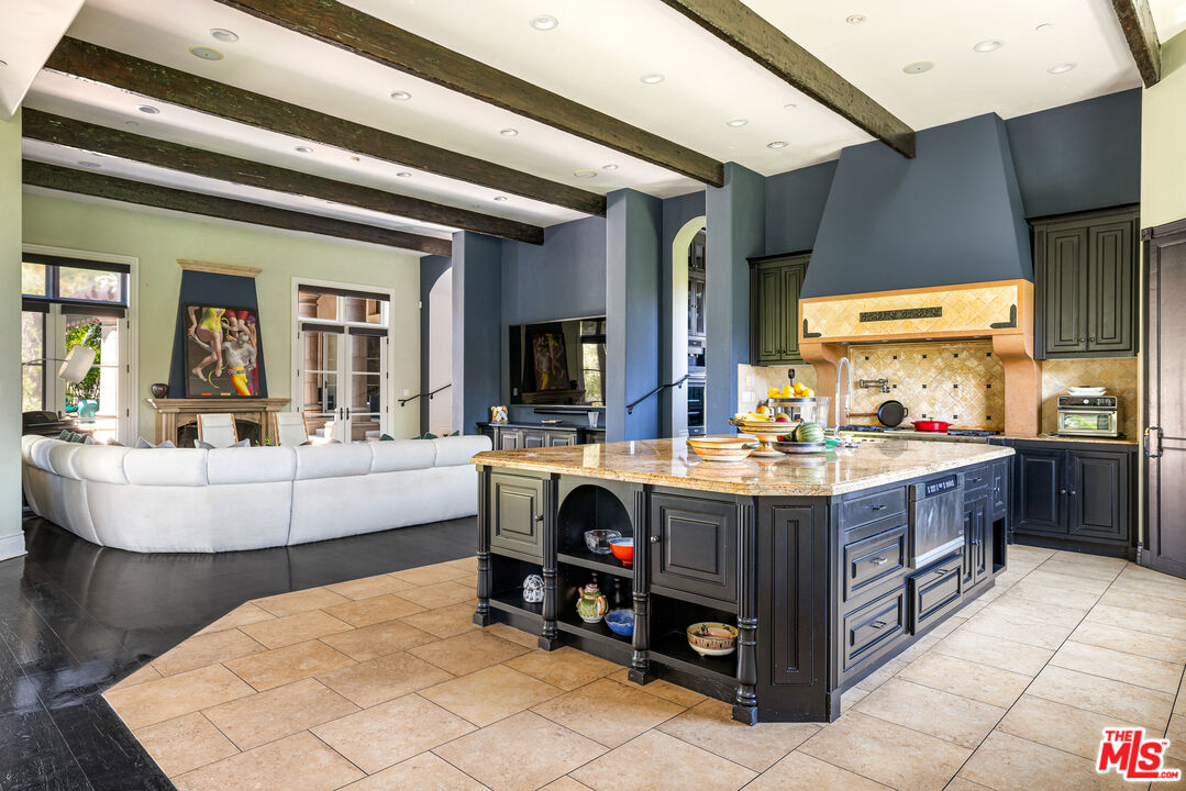 MLS #25592785 image #12