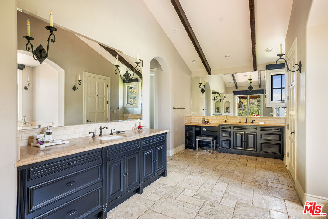 MLS #25592785 image #34