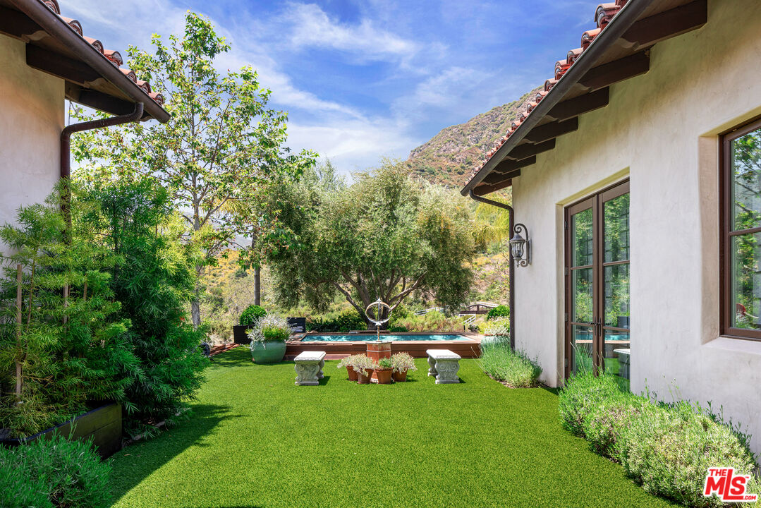 MLS #25592785 image #42