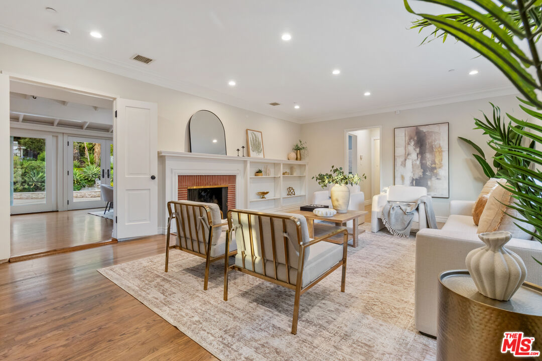 MLS #25592859 image #8