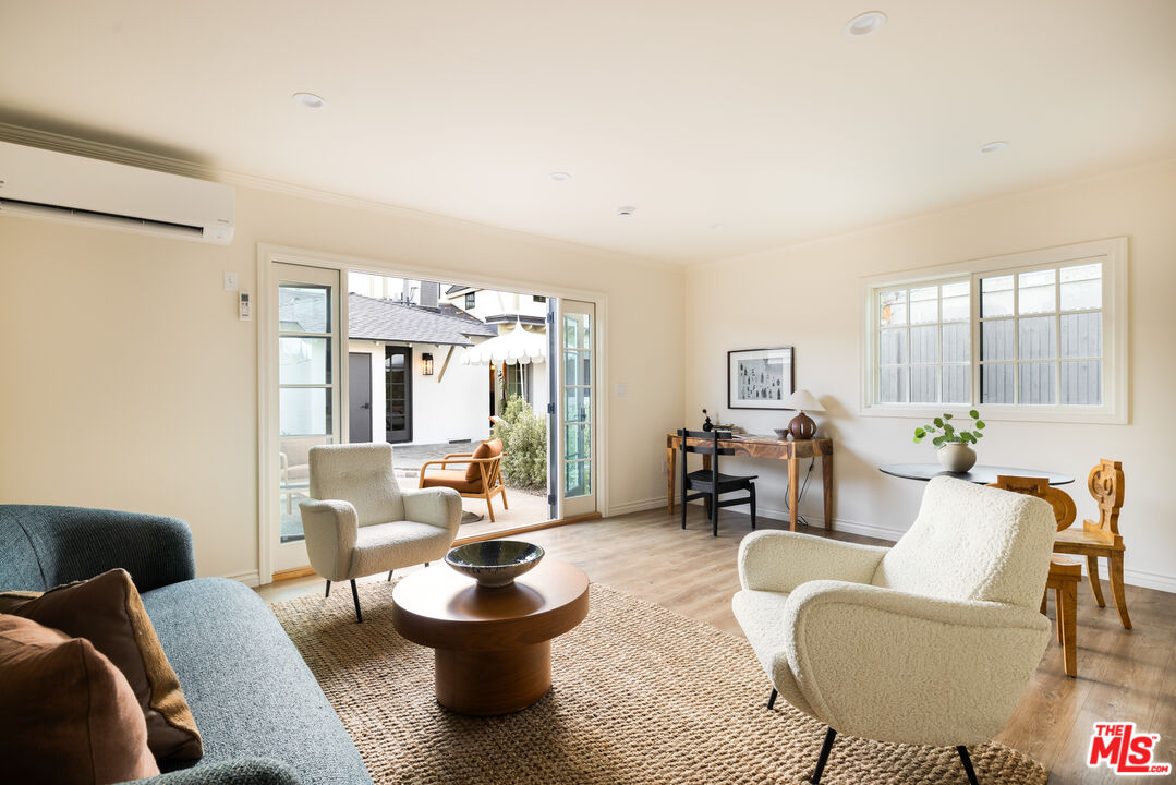 MLS #25592913 image #33