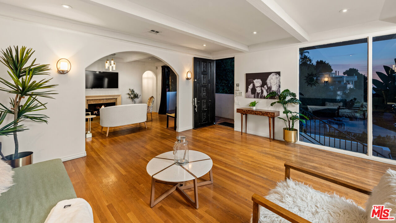 MLS #25593037 image #6