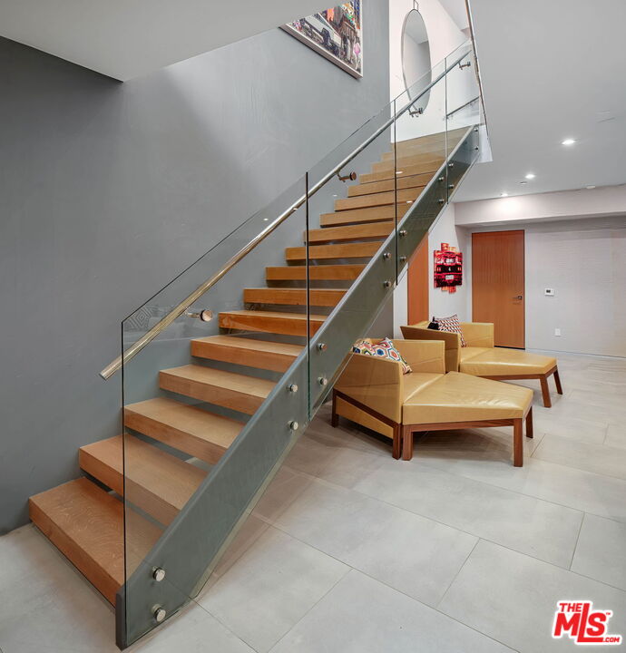 MLS #25593047 image #18