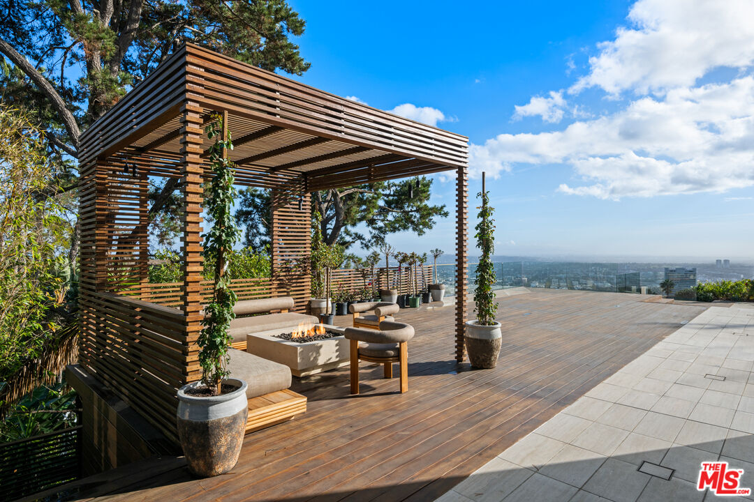 MLS #25593269 image #15