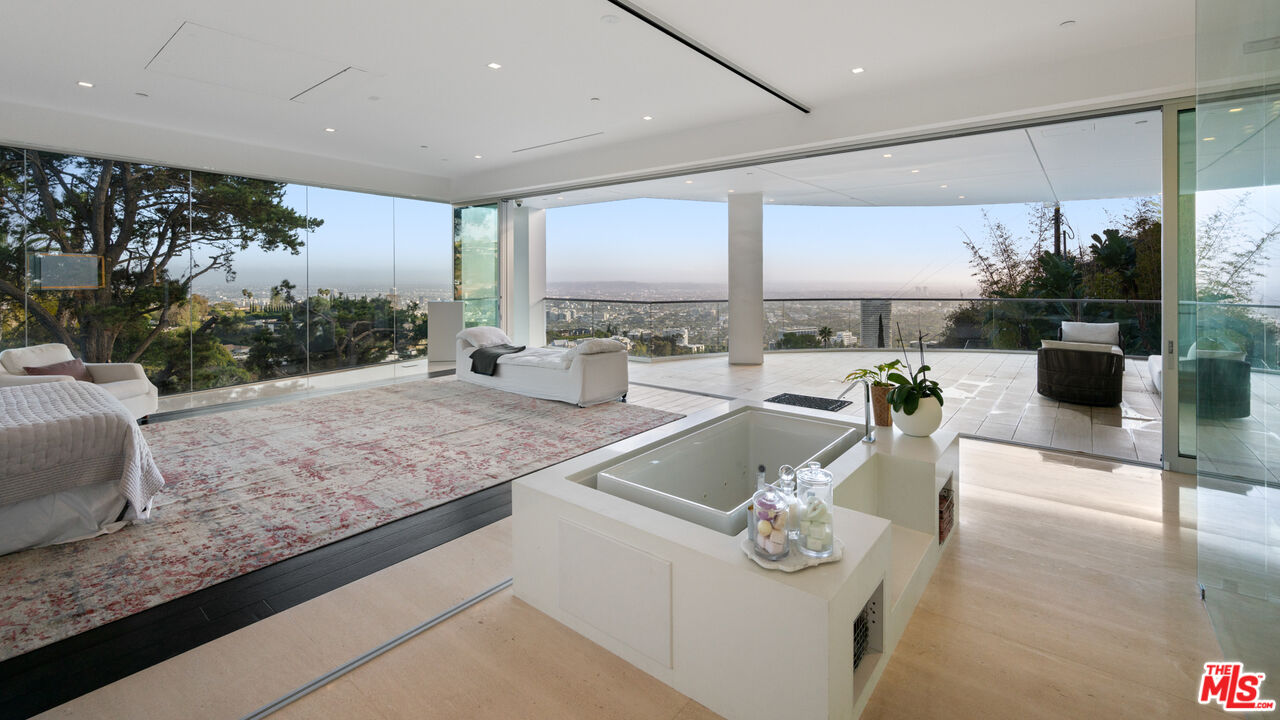 MLS #25593269 image #8