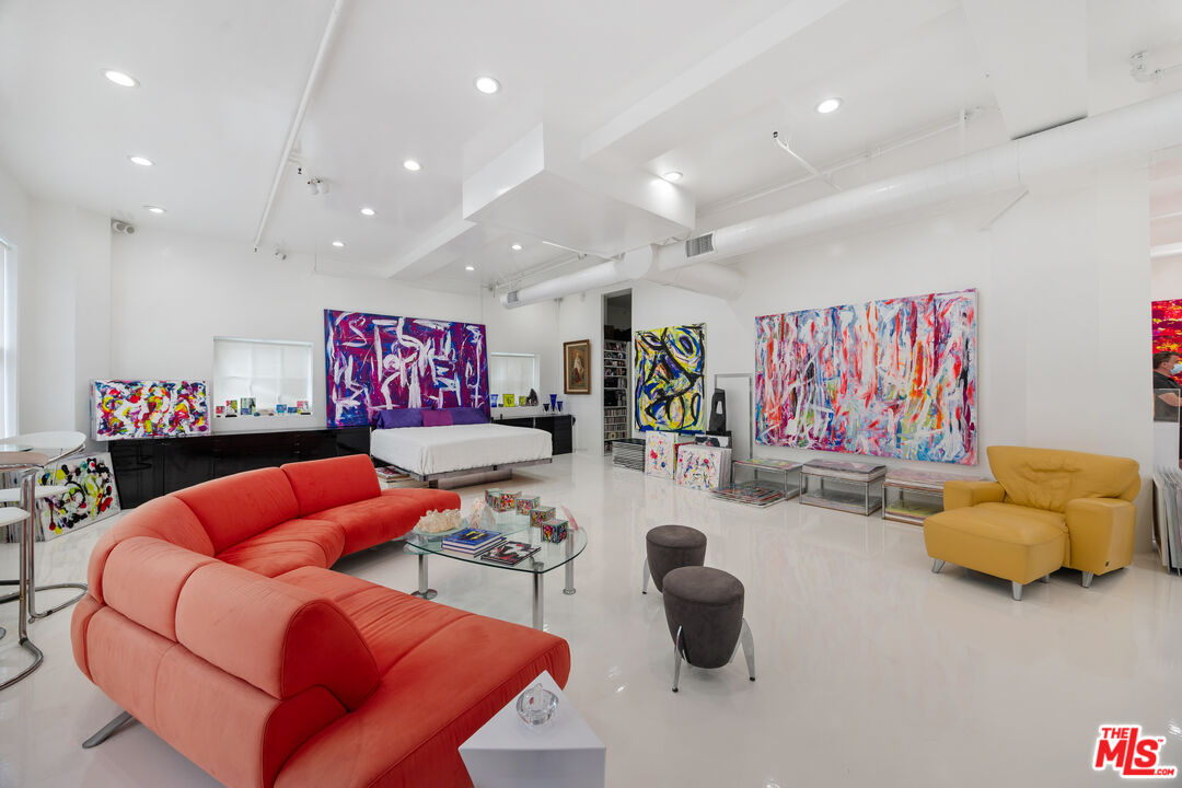 MLS #25593715 image #23