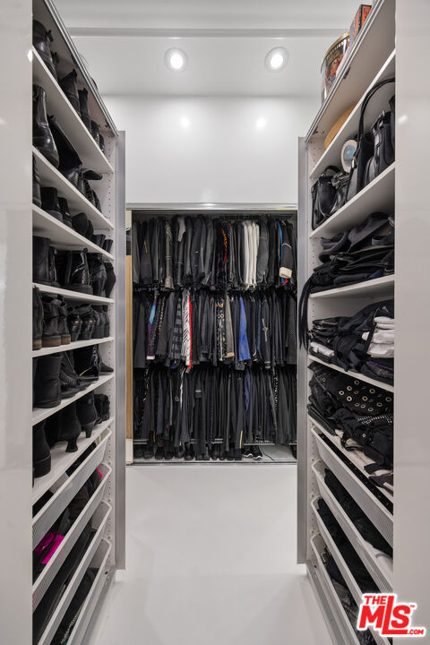 MLS #25593715 image #29