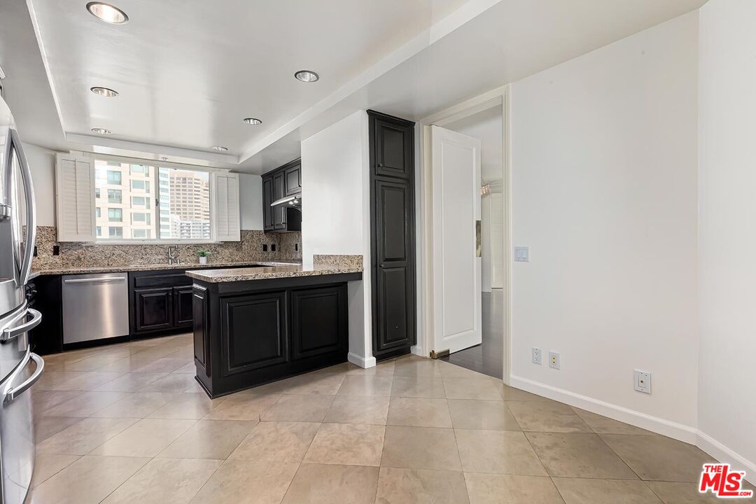 MLS #25593817 image #3