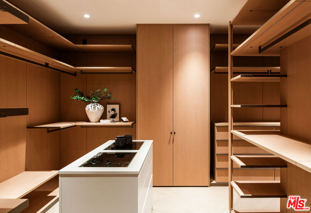 MLS #25593825 image #23