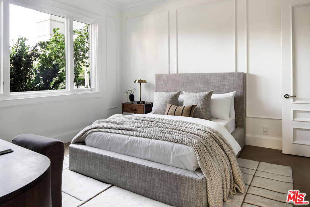 MLS #25593825 image #24