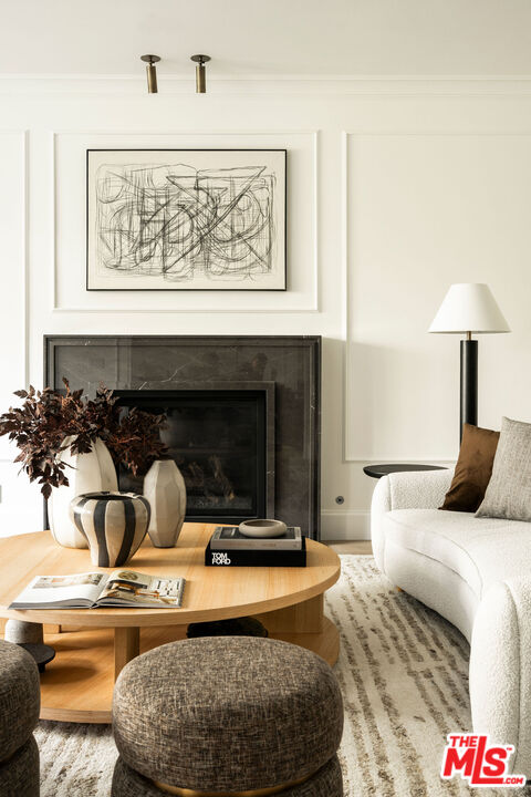 MLS #25593825 image #2