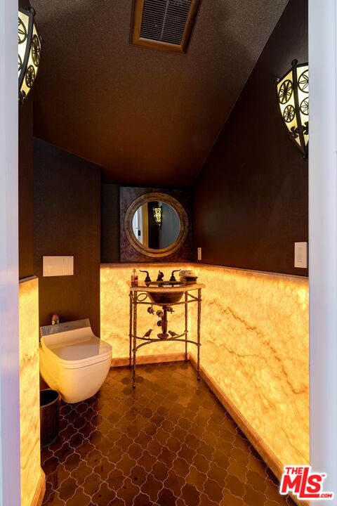 MLS #25593935 image #52