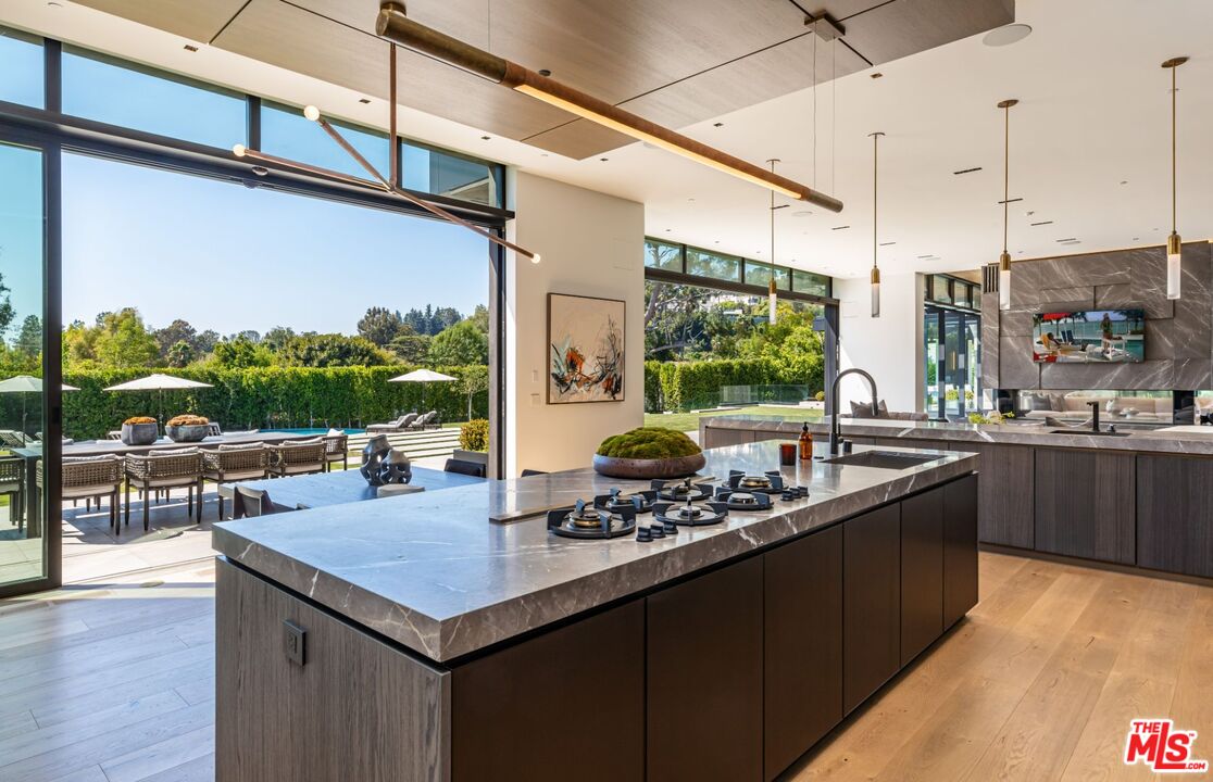 MLS #25593937 image #8