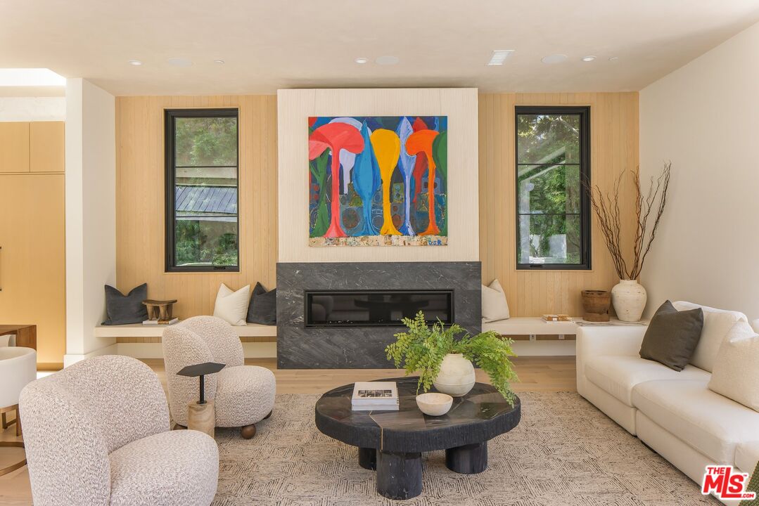 MLS #25593959 image #13