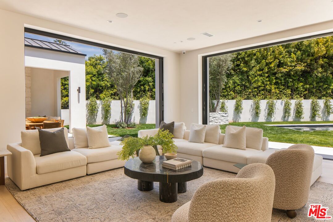 MLS #25593959 image #16