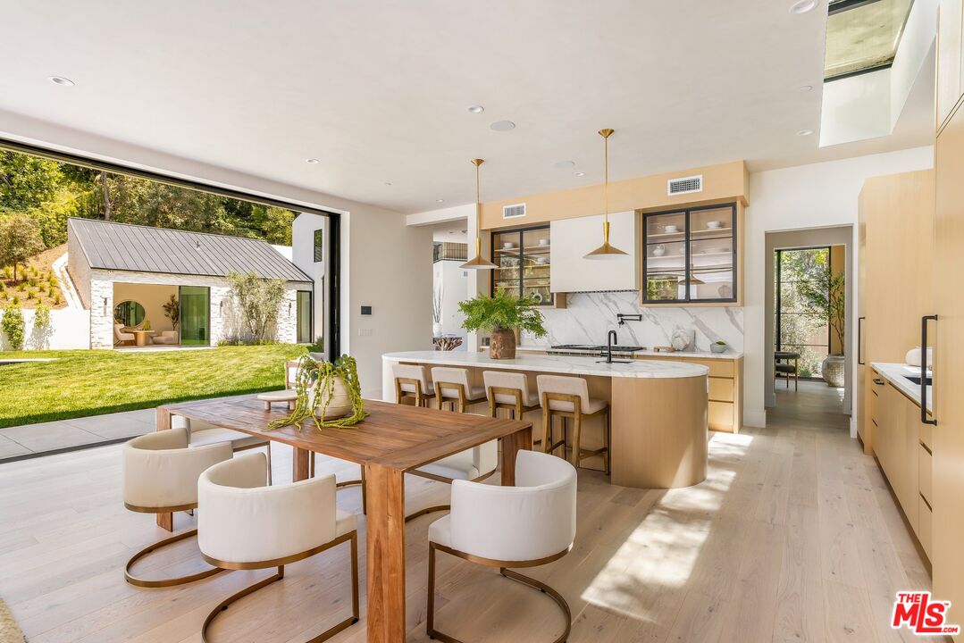 MLS #25593959 image #18