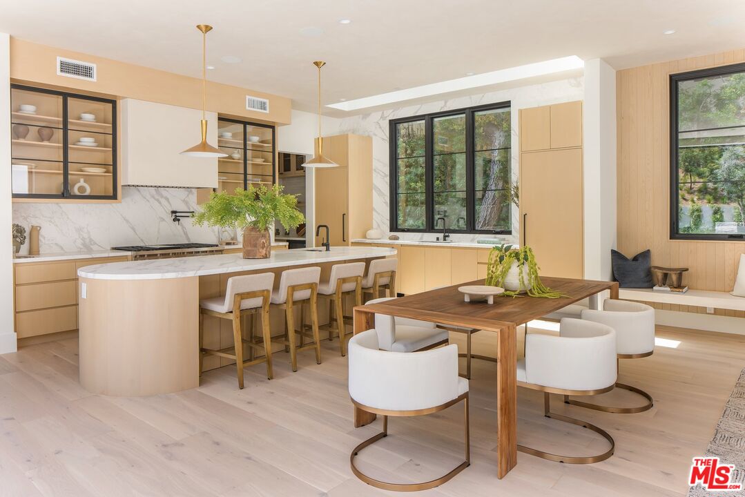 MLS #25593959 image #19