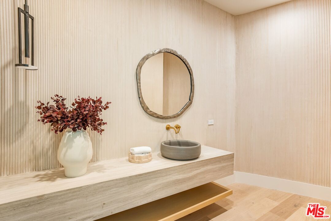 MLS #25593959 image #56