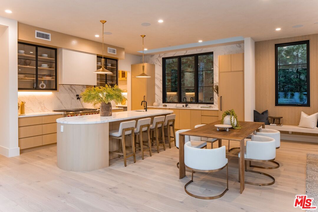 MLS #25593959 image #69