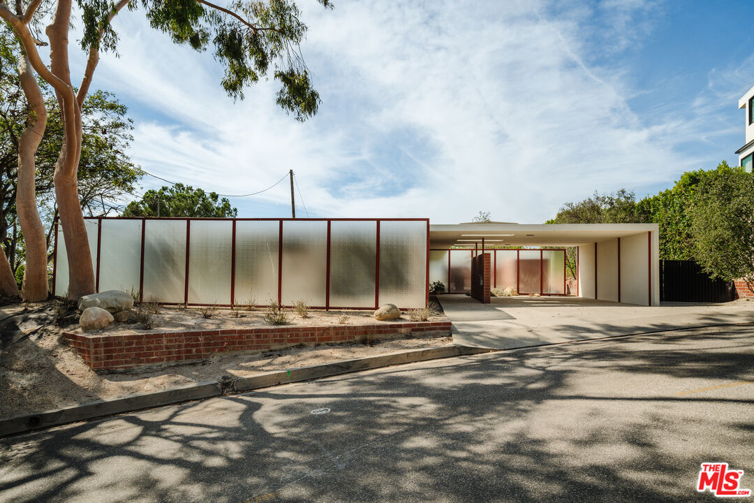 MLS #25594027 image #1