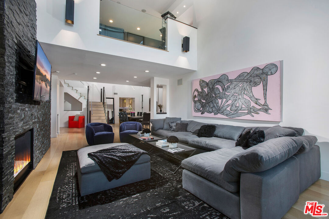 MLS #25594123 image #8