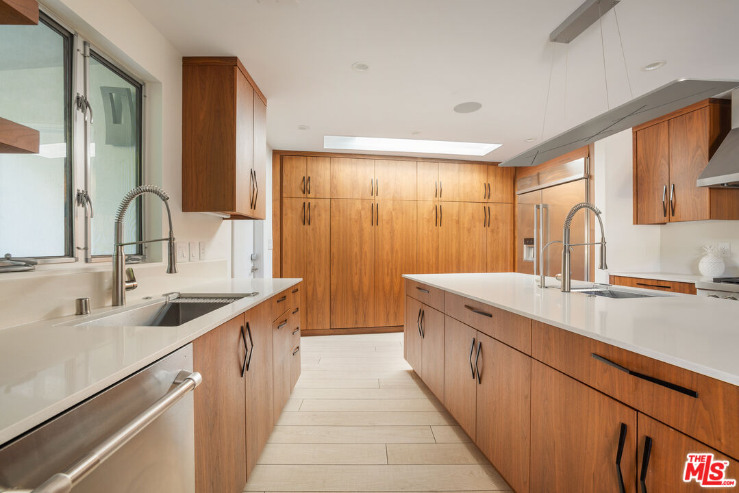 MLS #25594159 image #11