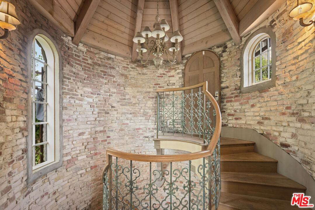 MLS #25594259 image #27