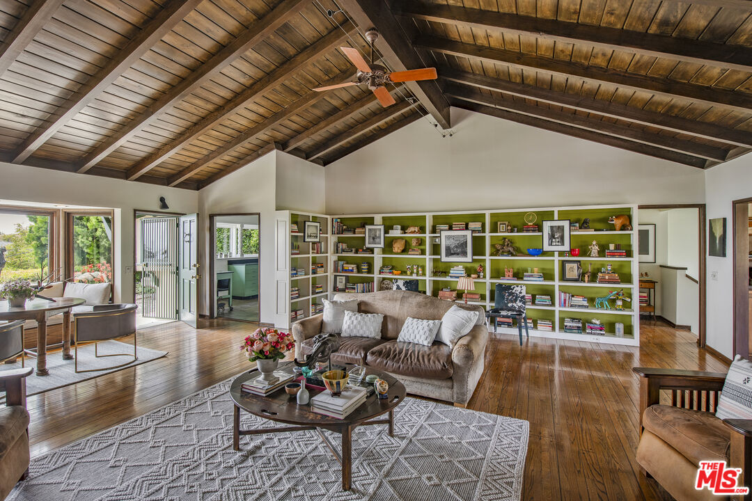 MLS #25594311 image #1