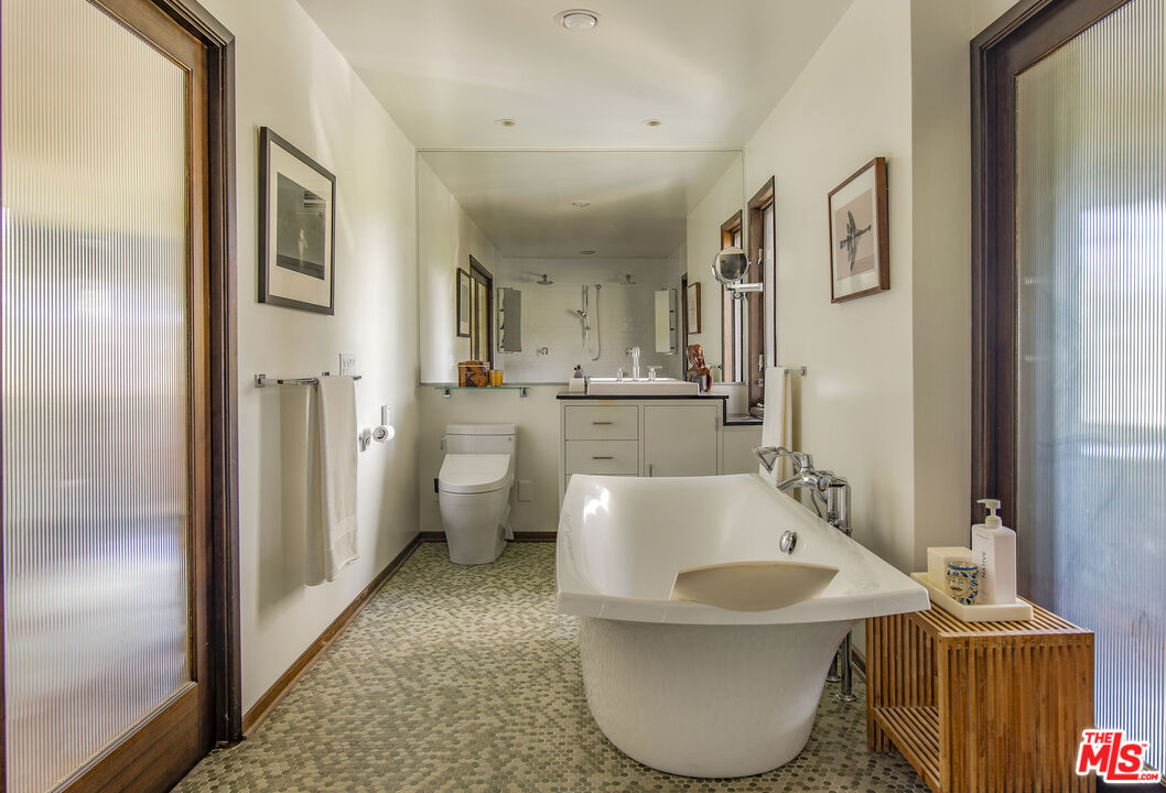 MLS #25594311 image #22