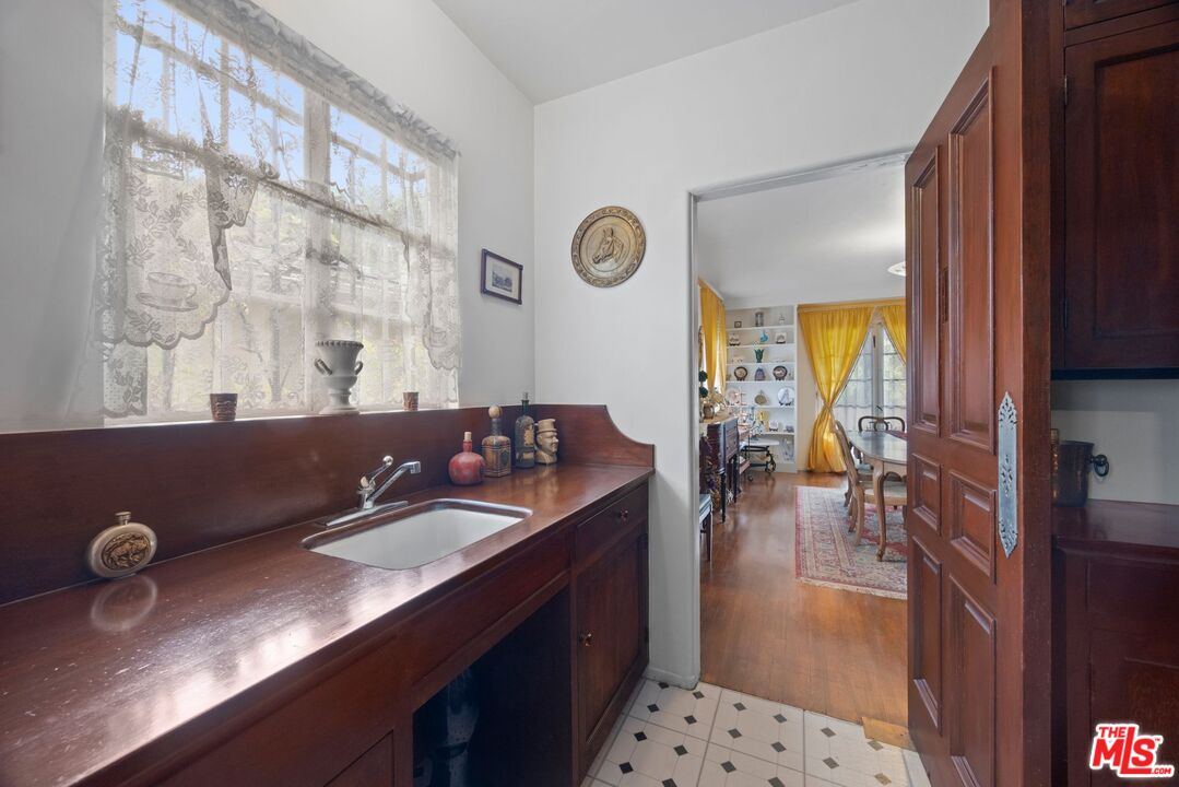 MLS #25594411 image #12