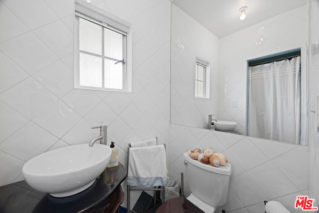 MLS #25594411 image #17