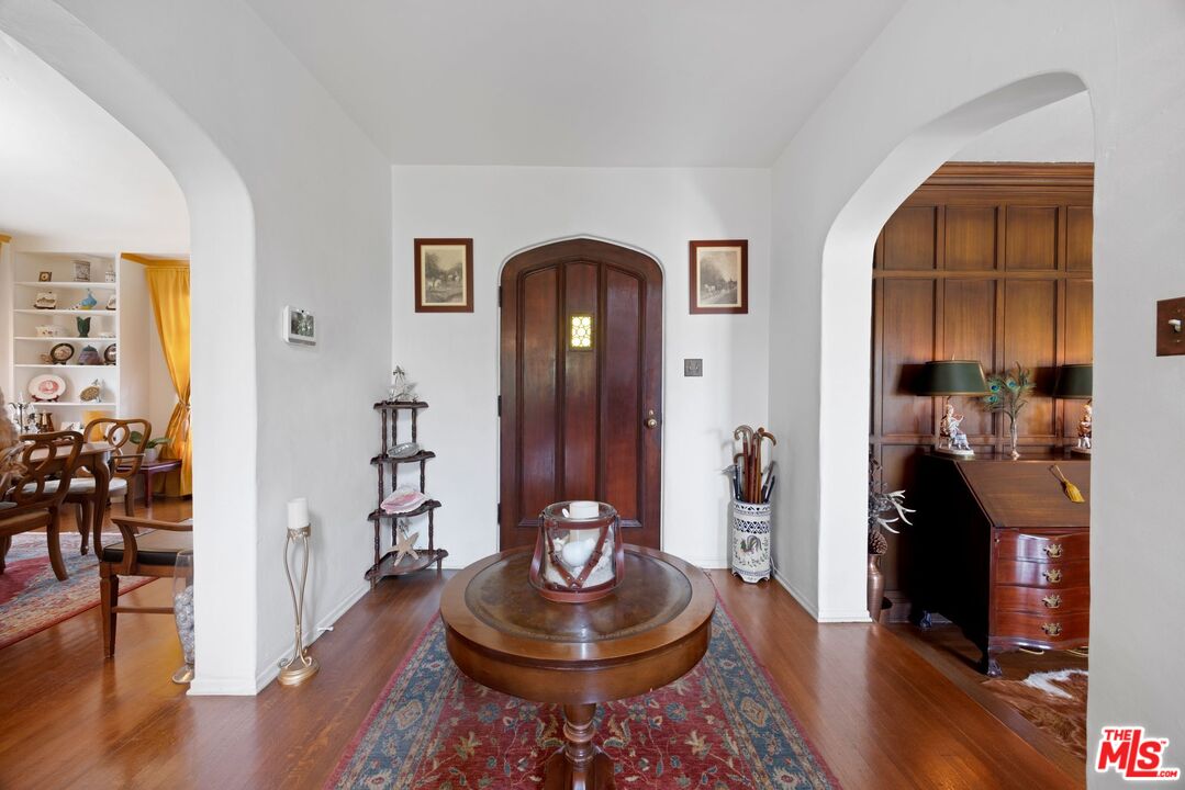 MLS #25594411 image #2