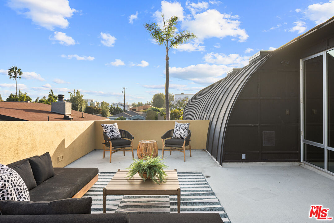 MLS #25594435 image #17