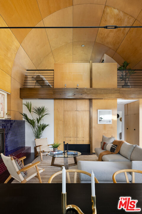 MLS #25594435 image #4