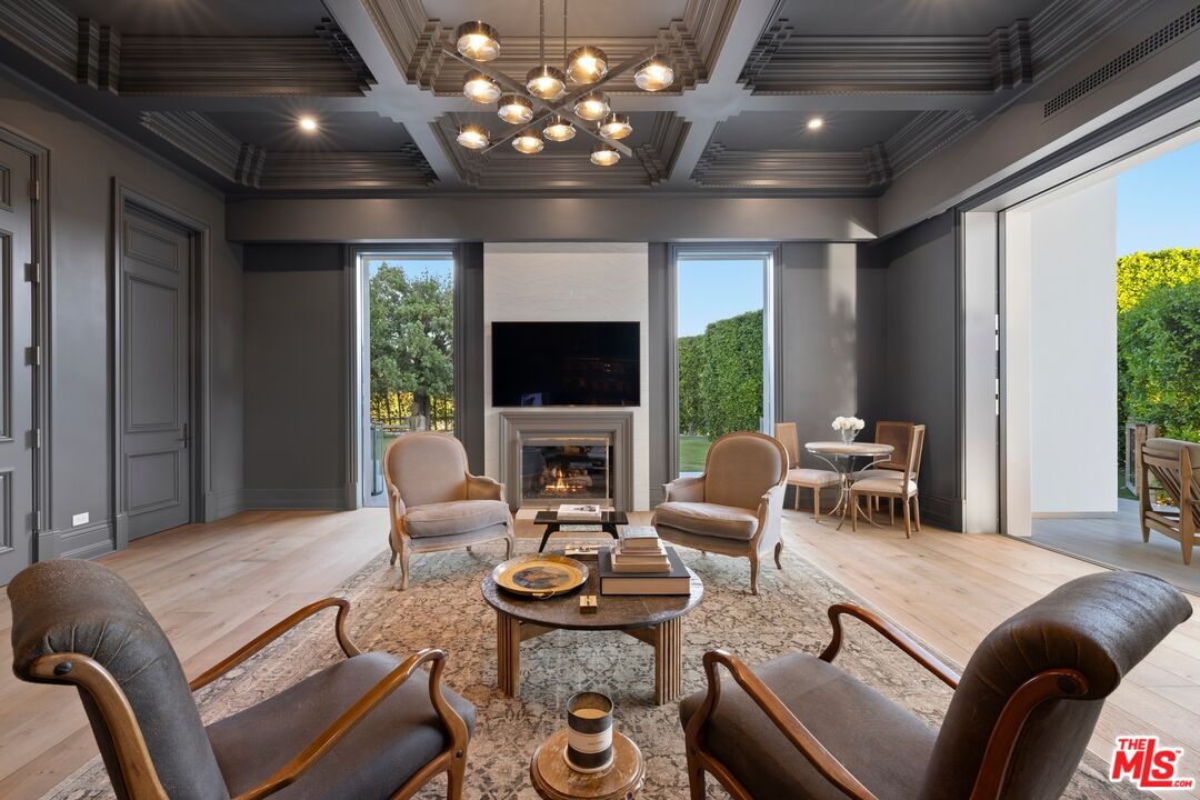 MLS #25594465 image #19