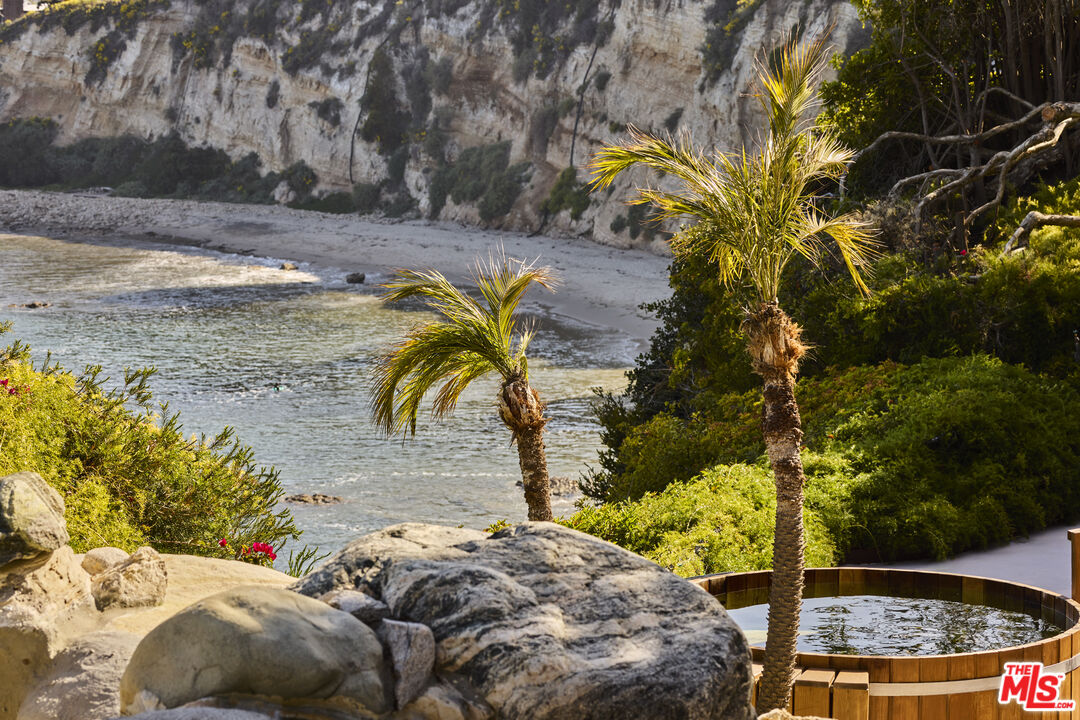 MLS #25594481 image #16