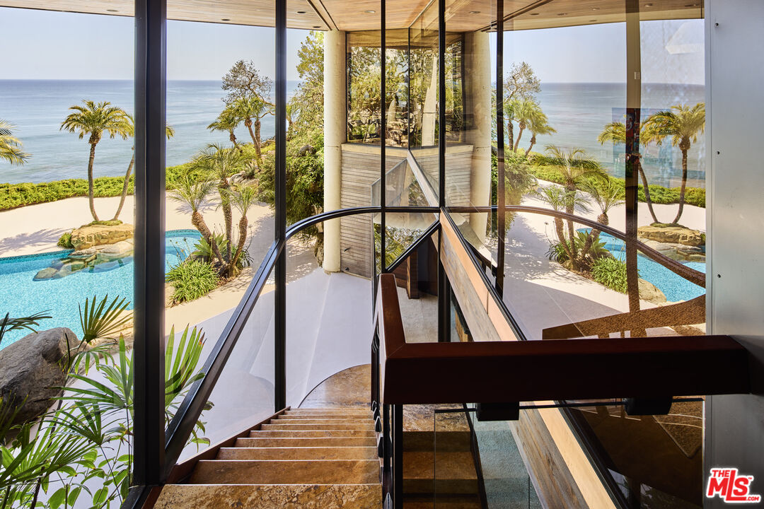 MLS #25594481 image #20