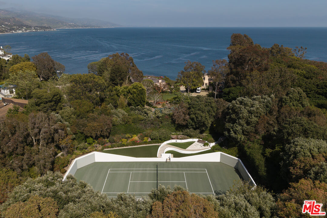 MLS #25594481 image #2