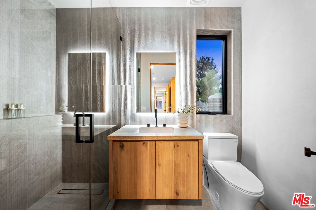 MLS #25594513 image #30