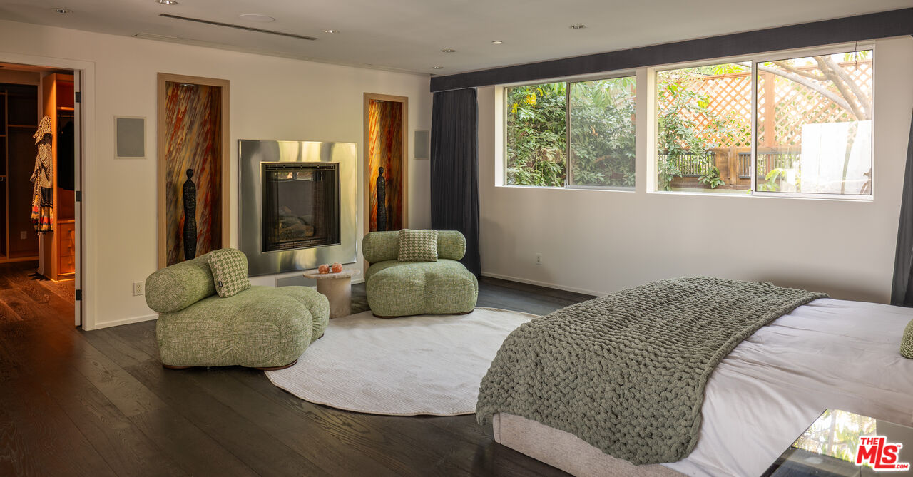 MLS #25594635 image #11