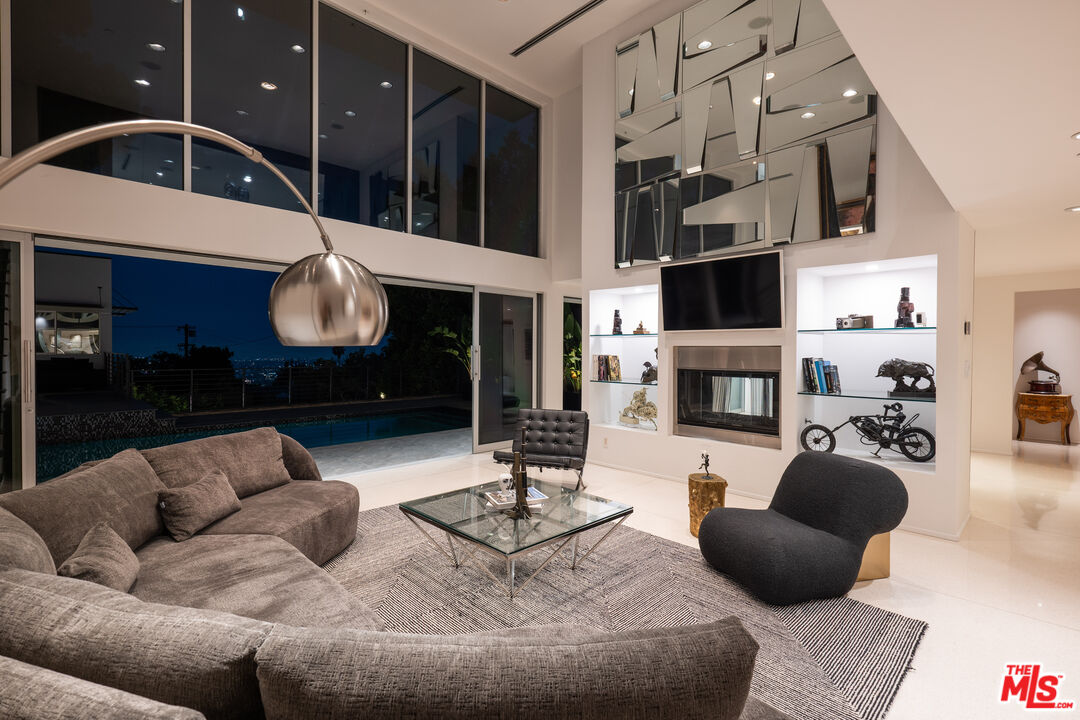 MLS #25594635 image #36