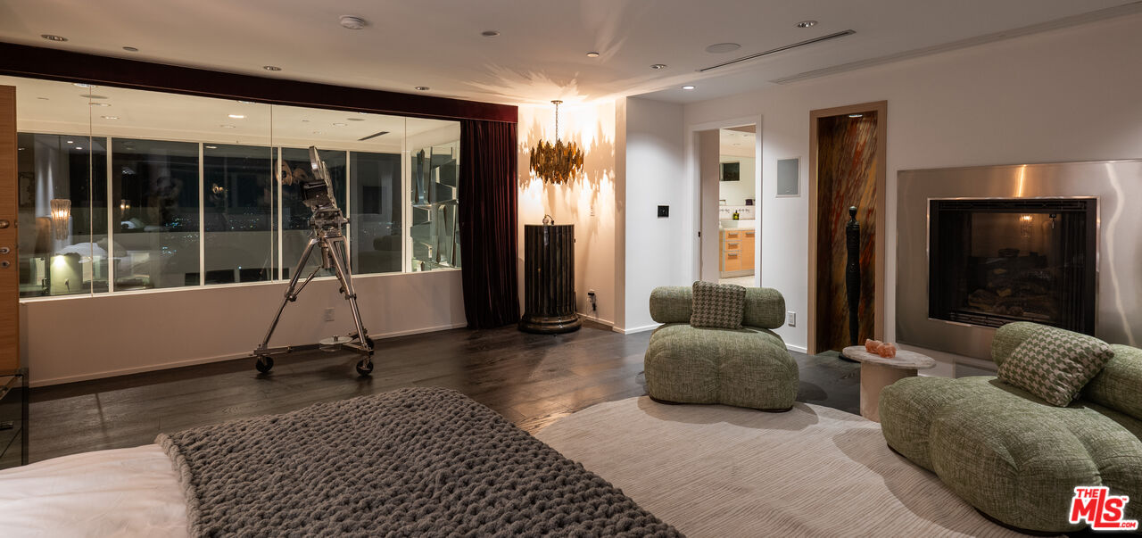 MLS #25594635 image #41