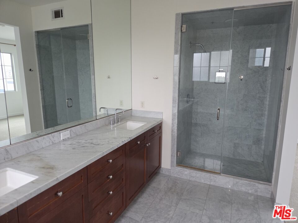 MLS #25594781 image #17