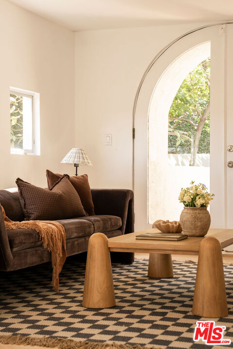 MLS #25594793 image #25