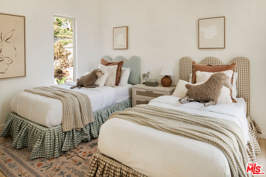 MLS #25594793 image #34