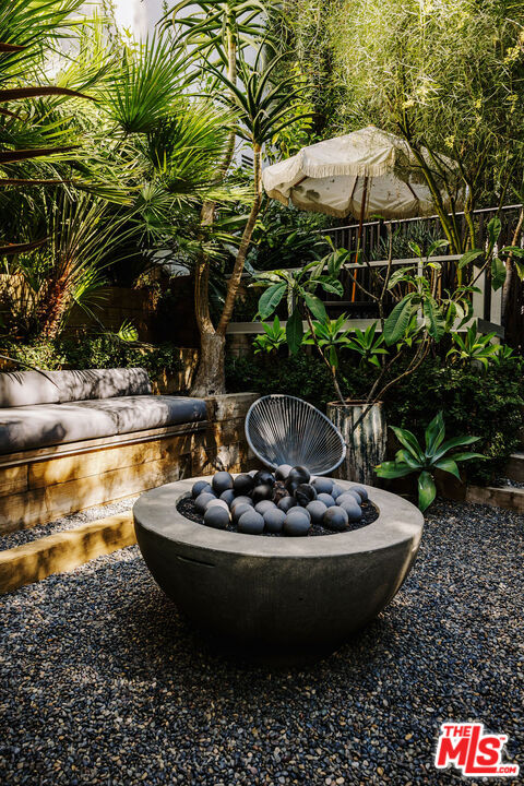 MLS #25594867 image #29