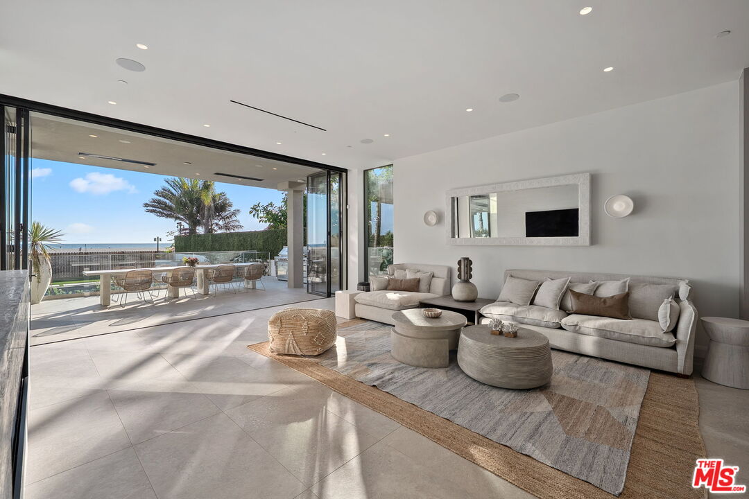 MLS #25595195 image #10