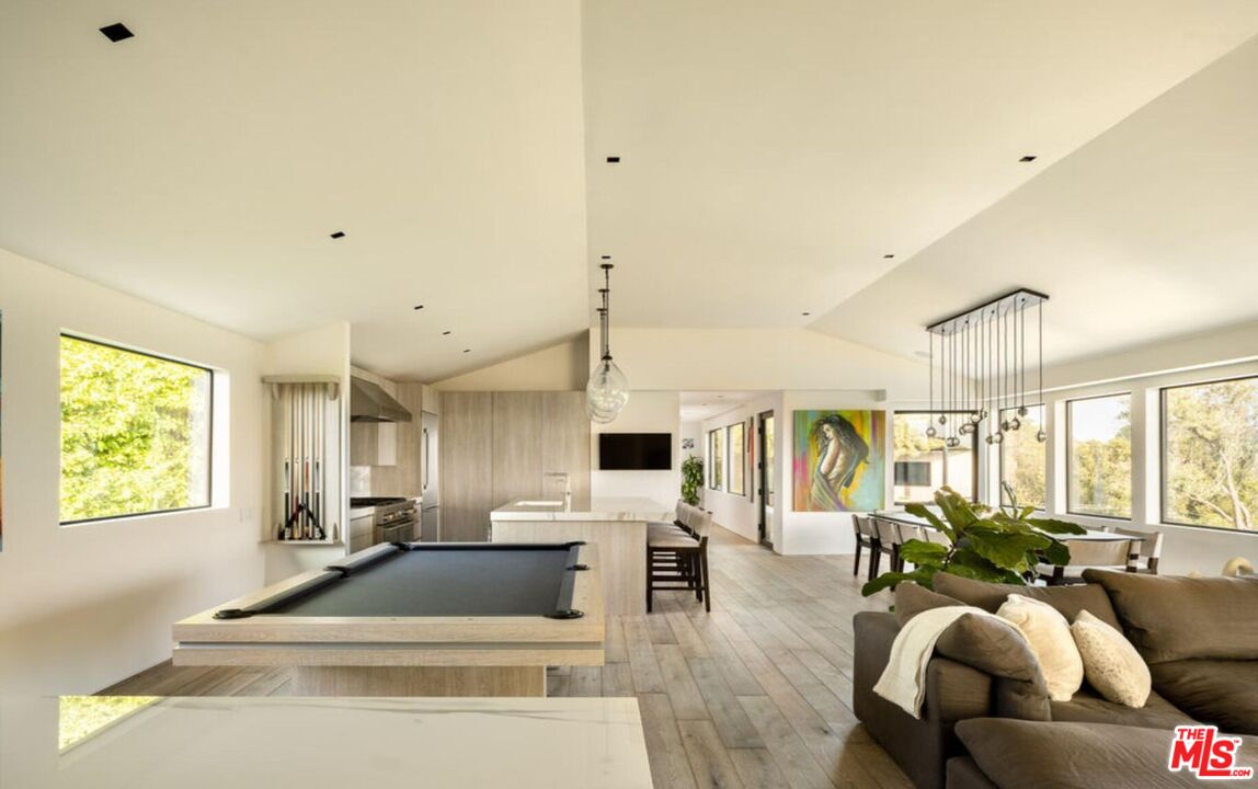 MLS #25595203 image #15